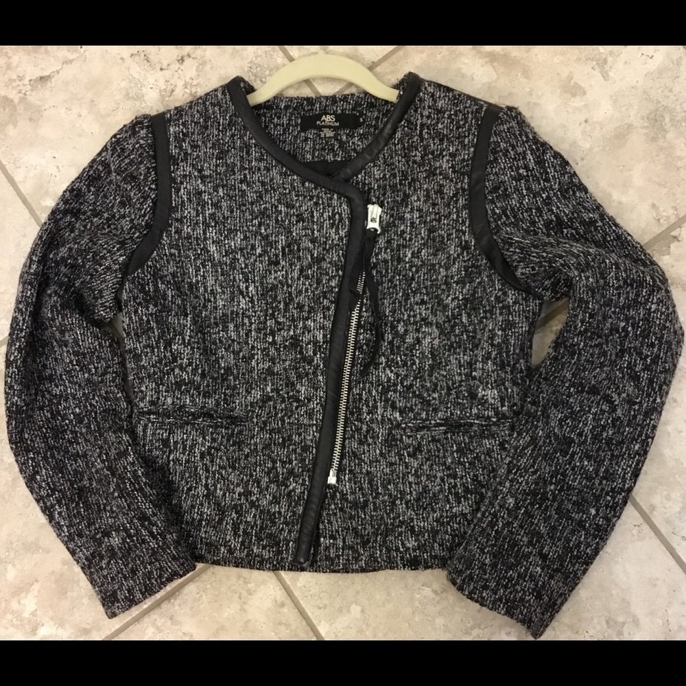 Jacket - Picture 3 of 5